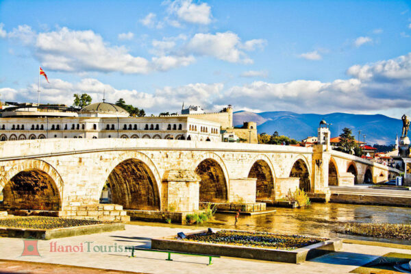 Cầu đá cổ (Stone Bridge) – Skopje-Bắc Macedonia