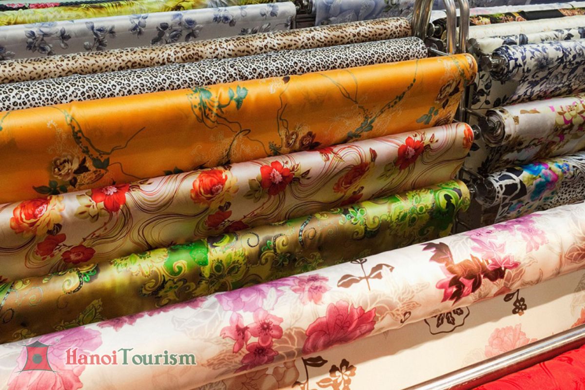 Thăm xưởng tơ lụa lớn nhất Tô Châu